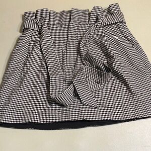 Alice + Olivia Black and White Houndstooth Paperbag Waist Mini Skirt